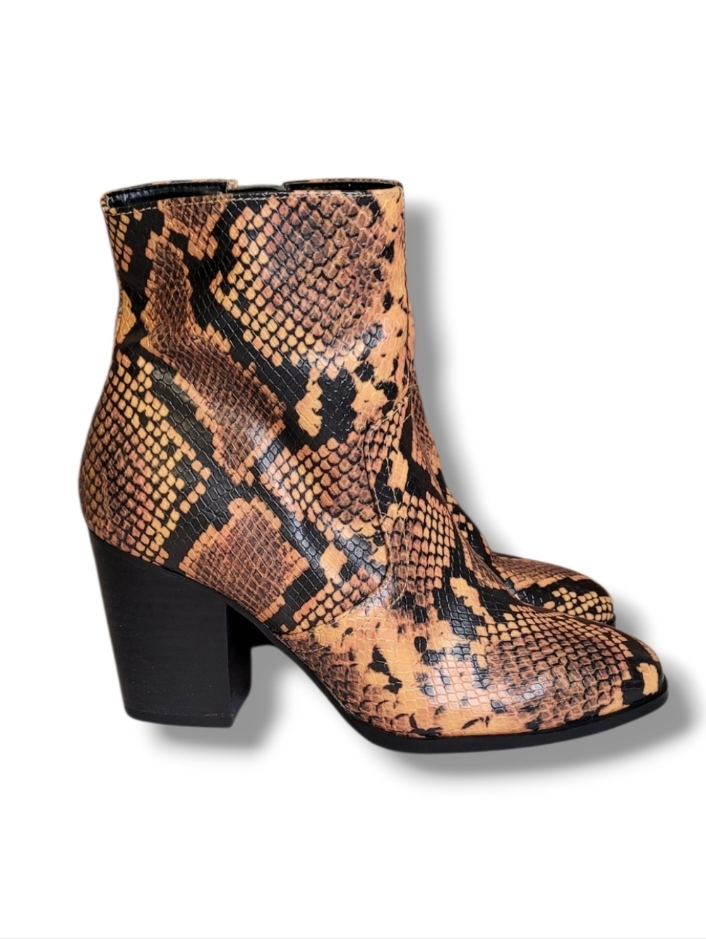 Steve Madden Dallas Snakeskin Ankle Boots Size 7.5